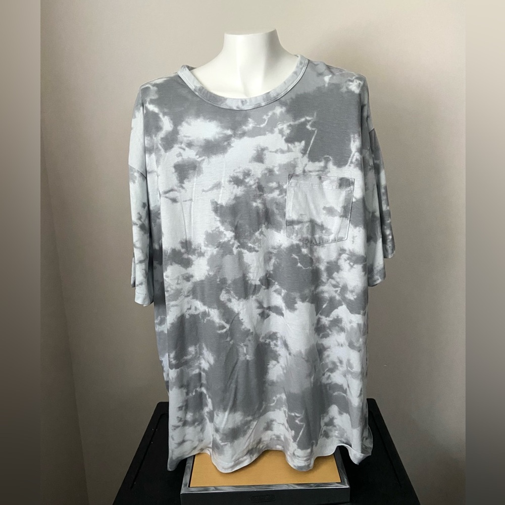 Old Navy Mens Gray and White Short Sleeve Tee Size XXL